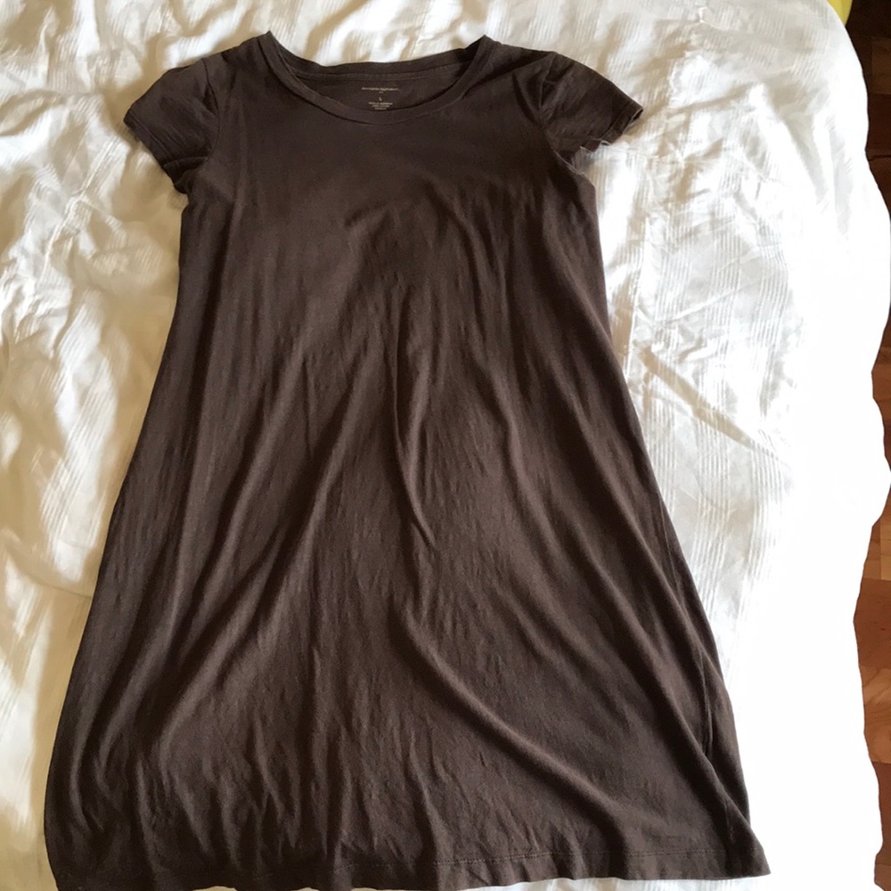 Brown Short-Sleeve T-Shirt Dress